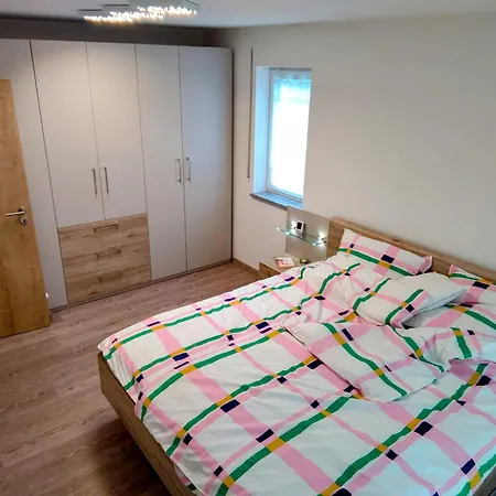 Apartment Happy